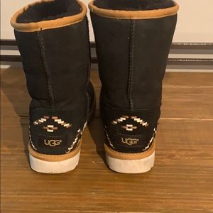 UGG black classic short rustic weave size 8